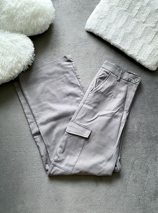 Szare spodnie bojówki z kieszeniami wysoki stan