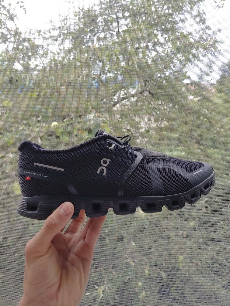 Кросівки чоловічі 41.5 р On Cloud 5 Black 26.5 см