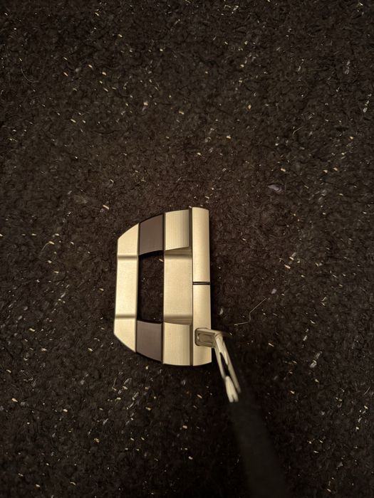 Scotty cameron fastback 1.5, 34” de 2025 (LH)