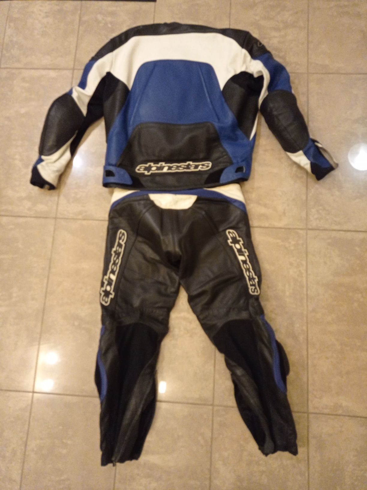 Продам мото комбинезон alpinestars