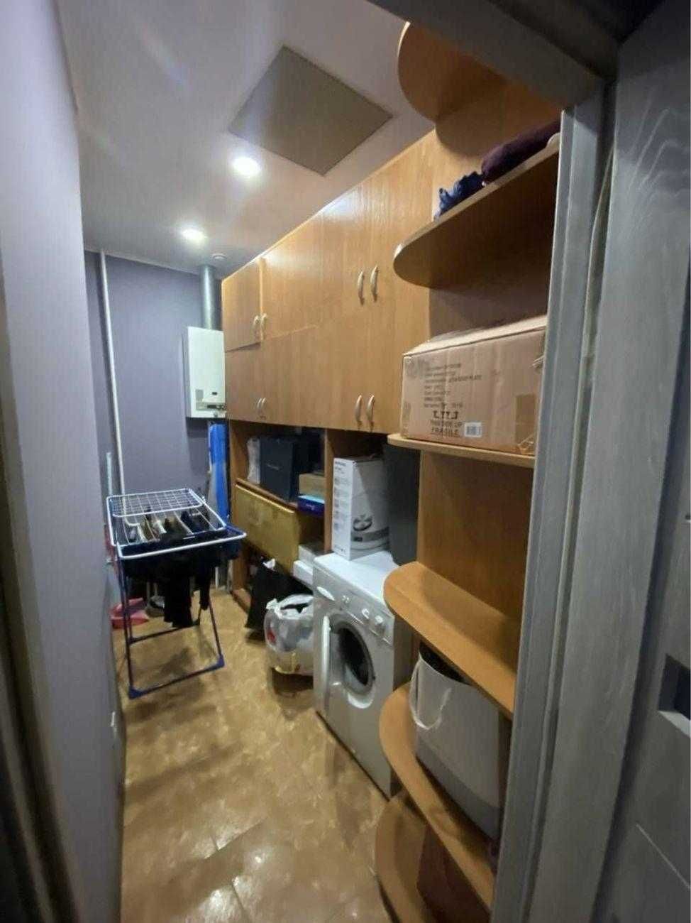 Продаж 3-кім. квартиру, Центр, пр-кт Дмитр Яворницького, парк Глоби AK