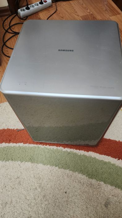 Сабвуфер Samsung PS WE551
