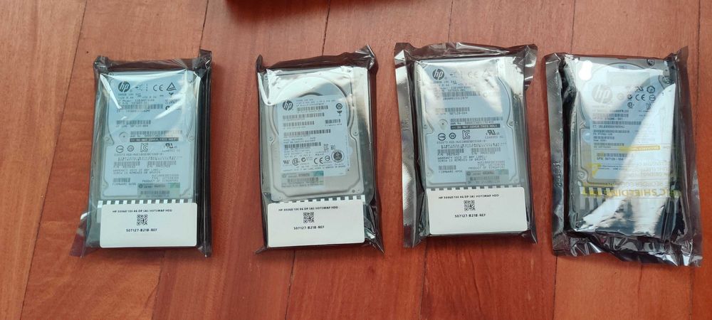 HP Proliant DL380 G5 + Spares