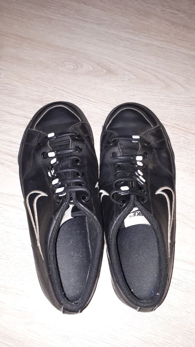 Nike czarne buty 37.5