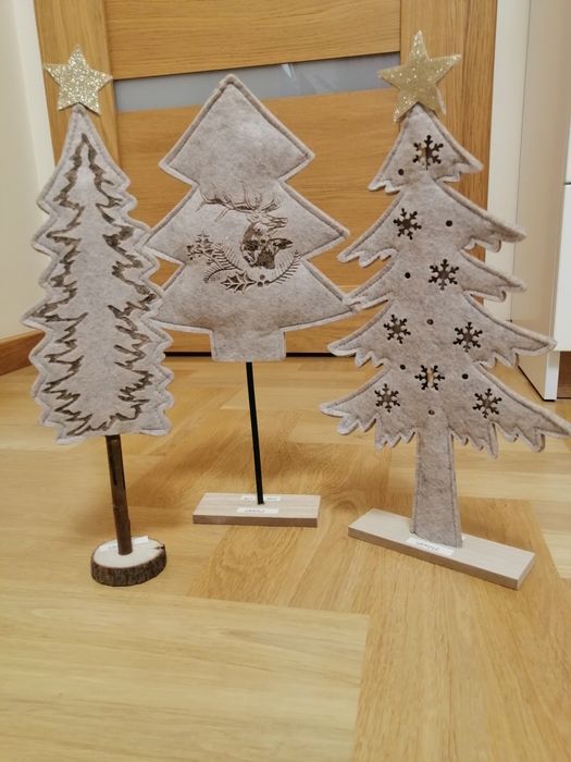 Komplet choinek do dekoracji wnętrz