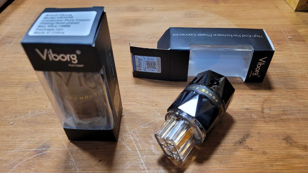 Ficha (conector) IEC C19 da Vyborg