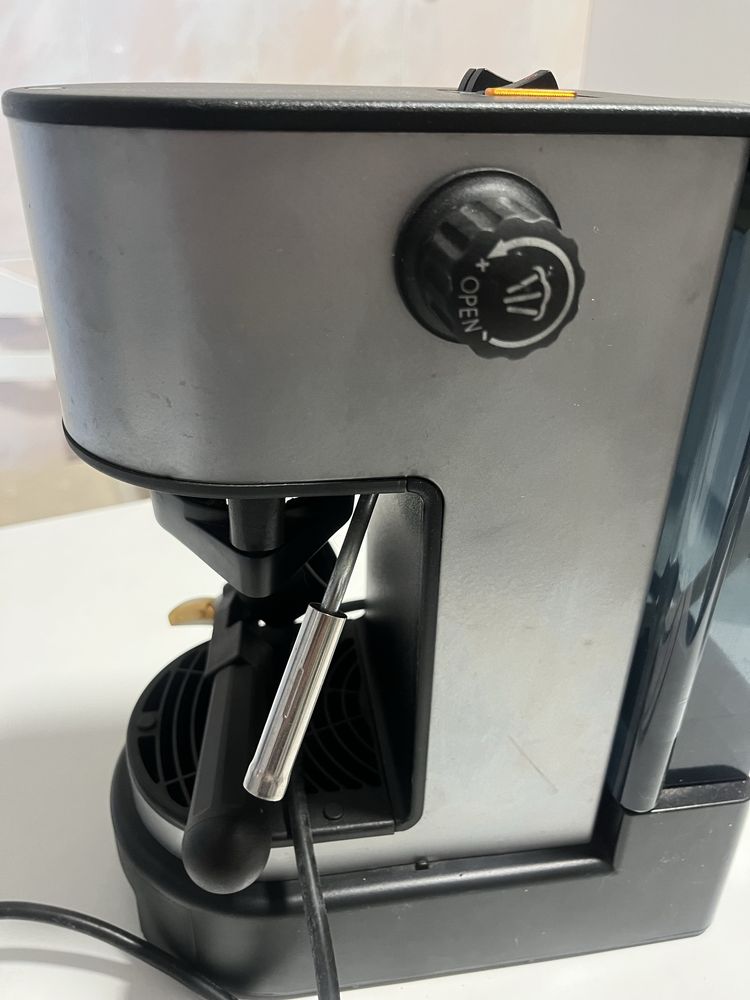 Máquina café Lavazza de maniplo
