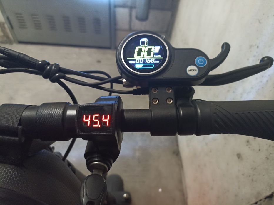 Prawie nowa hulajnoga elektryczna JOYOR Y6-S Opony 10 Cali, zasięg 60