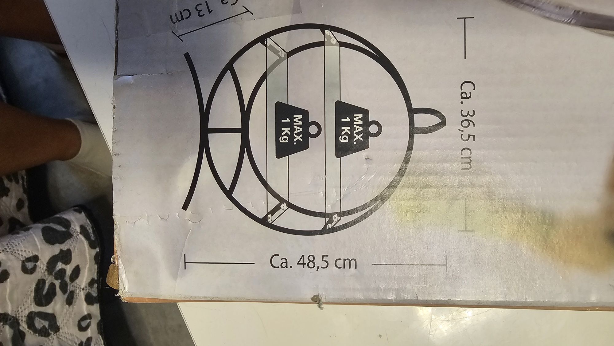 piękna półeczka ,nowa. Szklo aluminium.Do negocjacji .