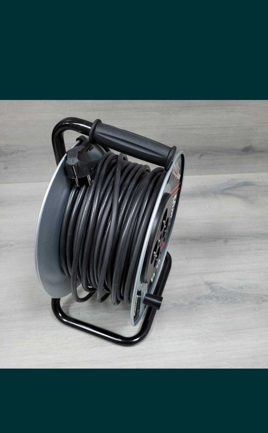 Przedłużacz na bębnie 50m 3x2.5mm metalowy bęben Niemiecki  Boxer