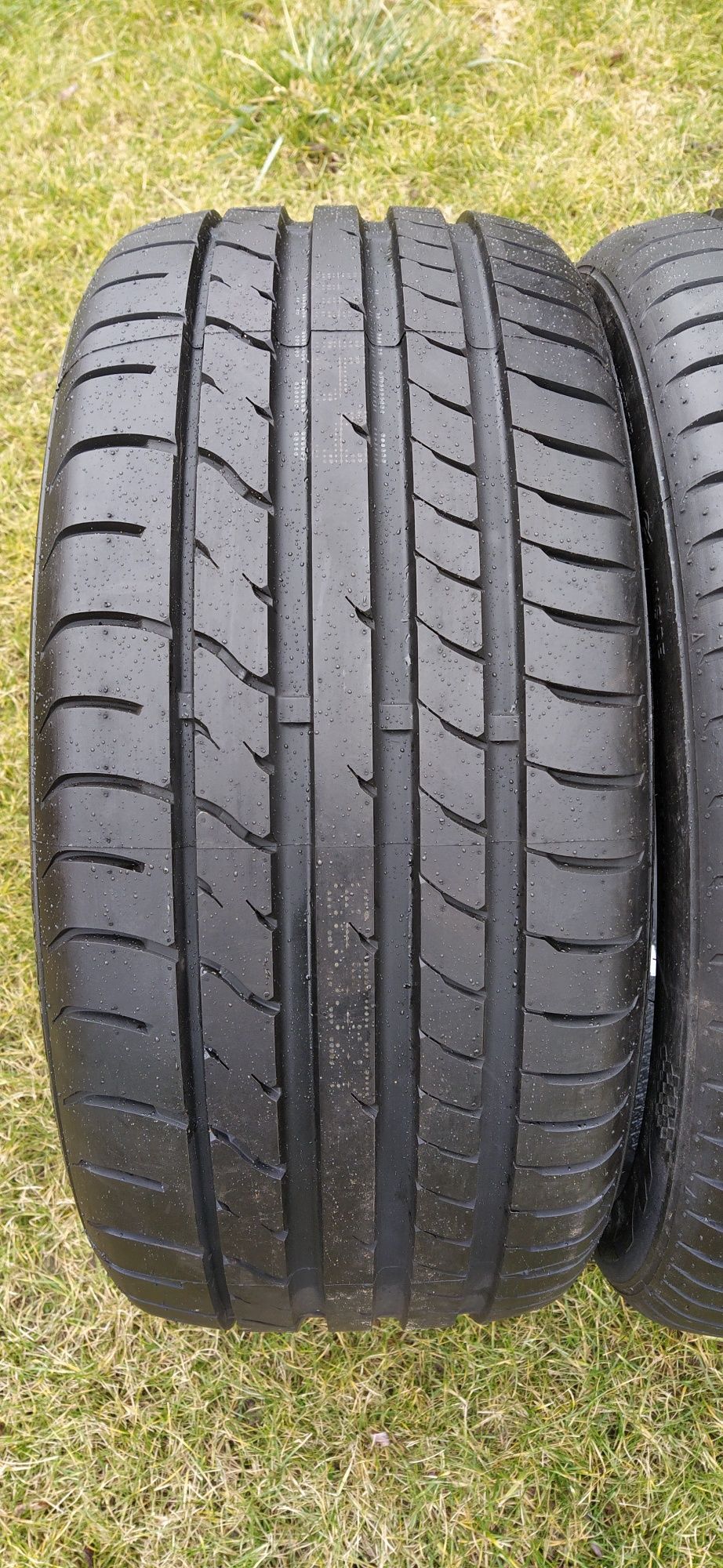 255/40r19 Maxxis Nowe ViCtra Sport Zero