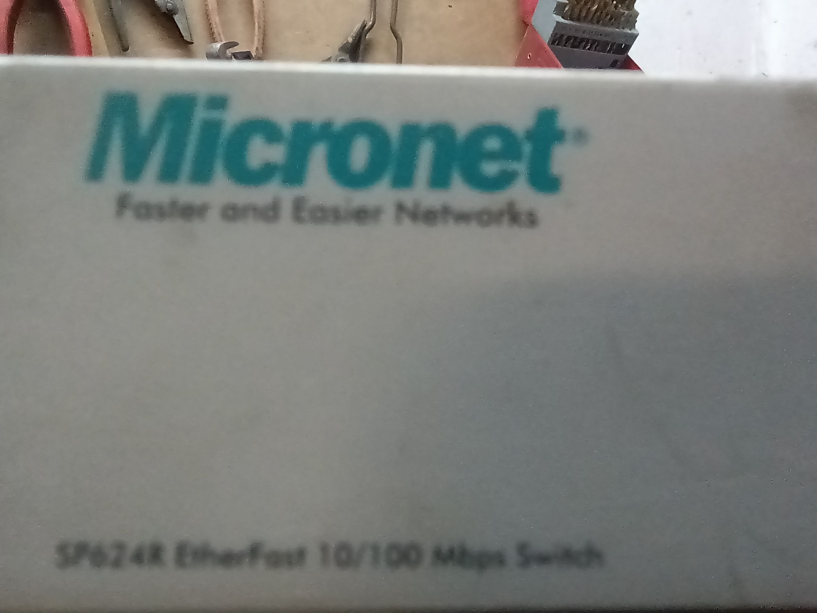 Switch 24 porty 10/100