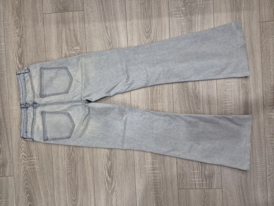 Джинси кльош розмір s