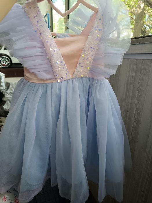 Нарядна сукня дитяча