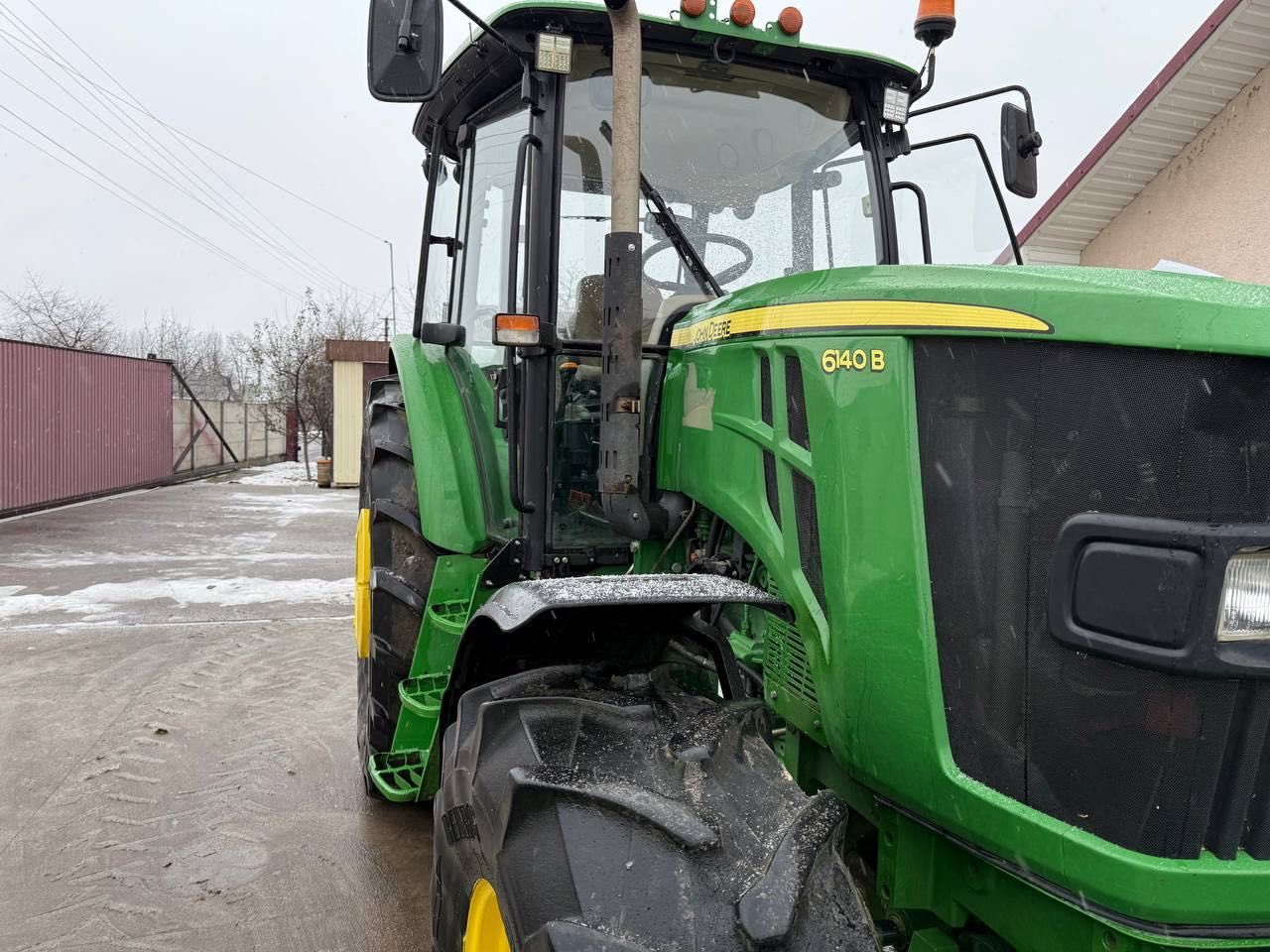 Трактор John Deere