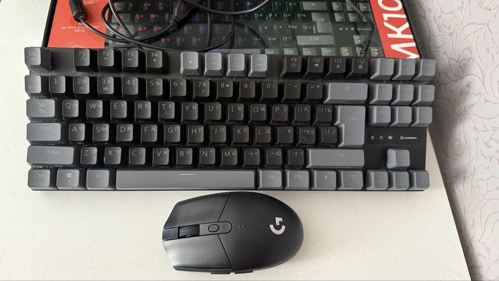 Клавіатура GAMEPRO MK100B LED та бездротова мишка Logitech G304