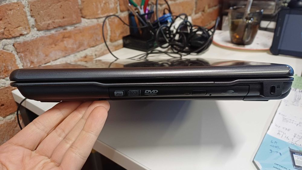 HP 550 Hewlett Packard laptop sprawny