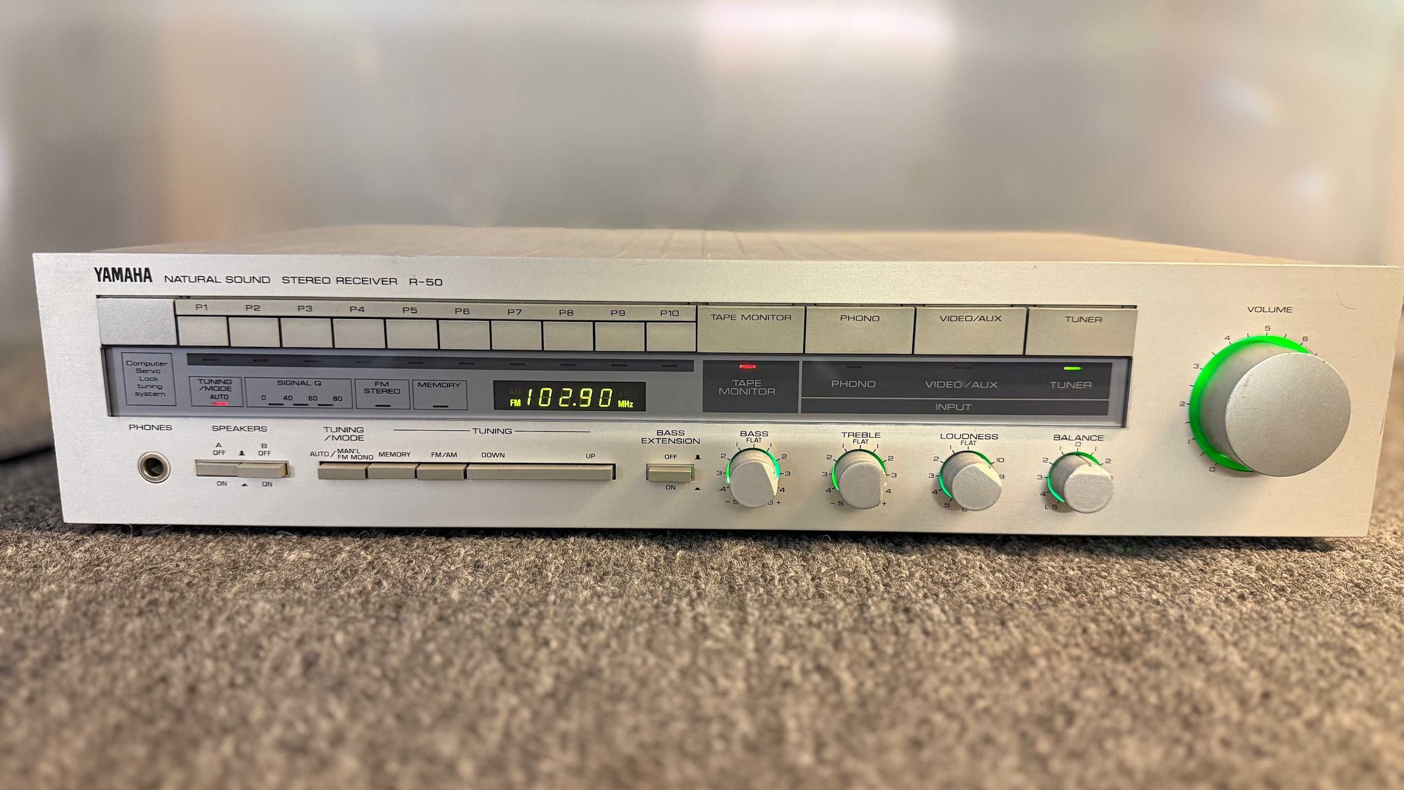 Piękny amplituner  Yamaha R-50  VINTAGE