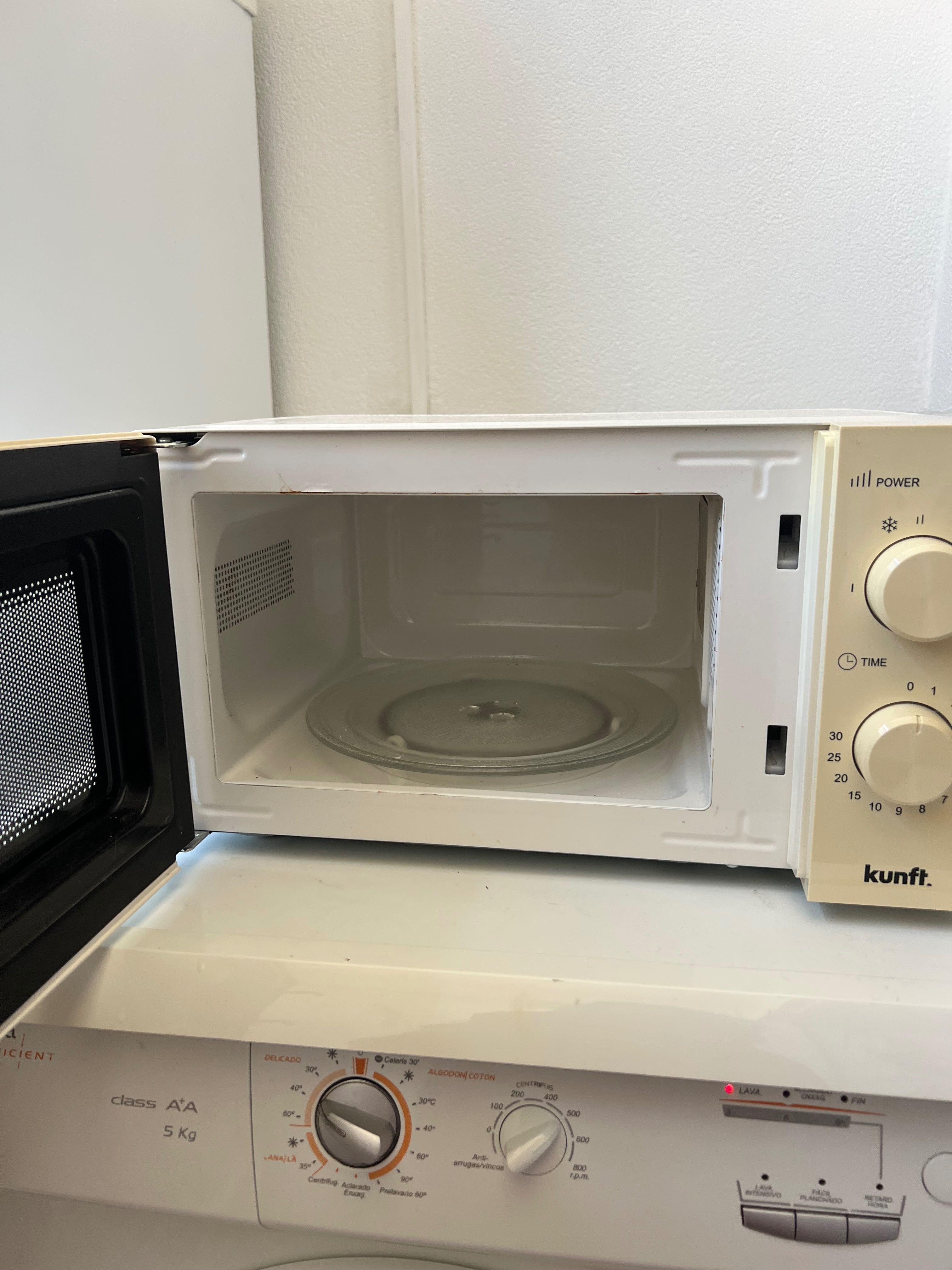 Microondas kunft bom estado