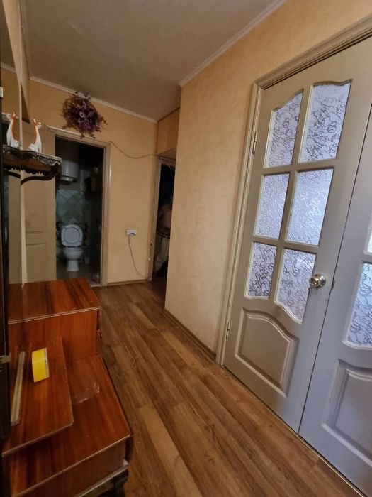 Продам велику квартиру на Юності!