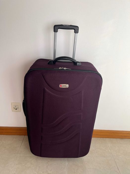 Mala de Viagem Grande e com Trolley