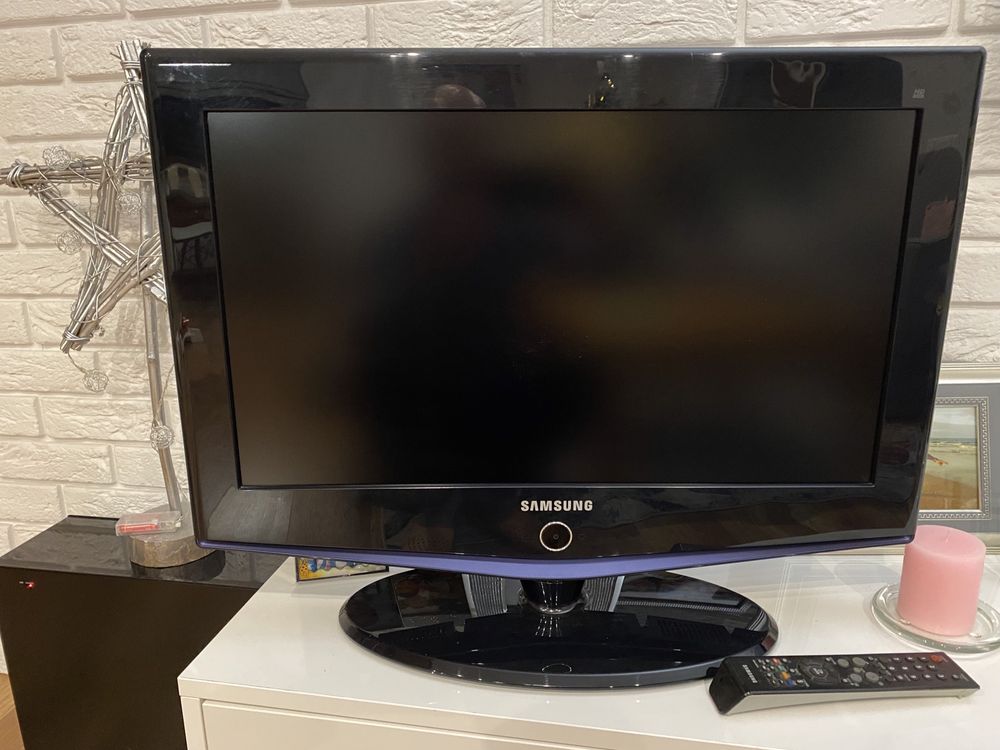 Telewizor LCD  Samsung 32” LED