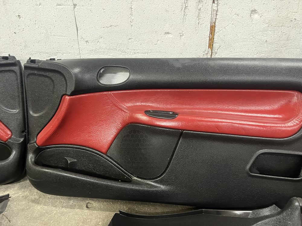 Siedzenia boczki peugeot 206 cc kabriolet czerwone skory