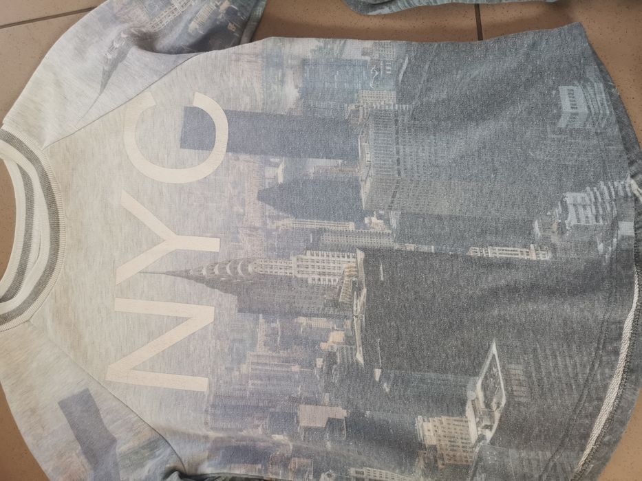 Bluza z długim rękawem NYC grafika r S 36 Bershka