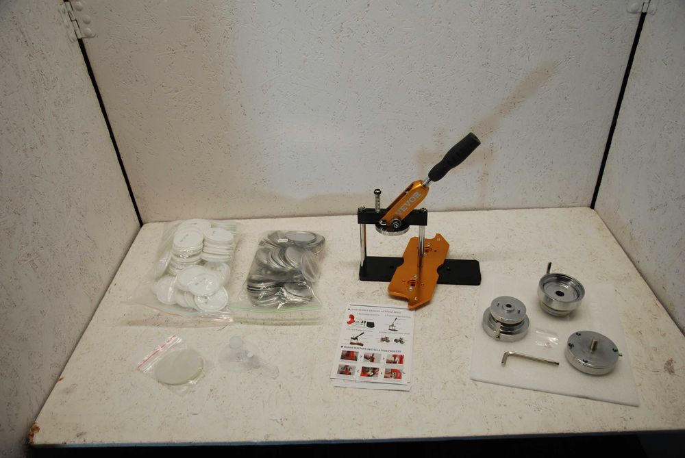 Zestaw do robienia odznak