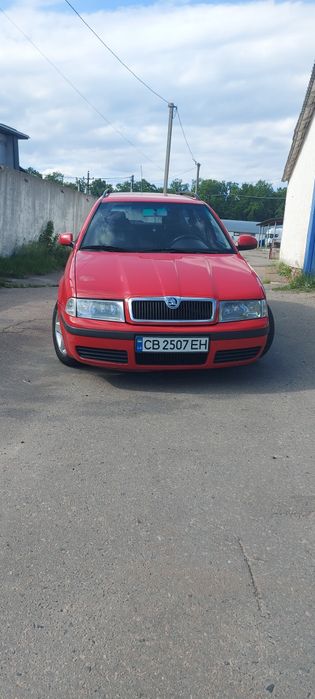 Skoda Octavia Tour 1.6 газ бензин