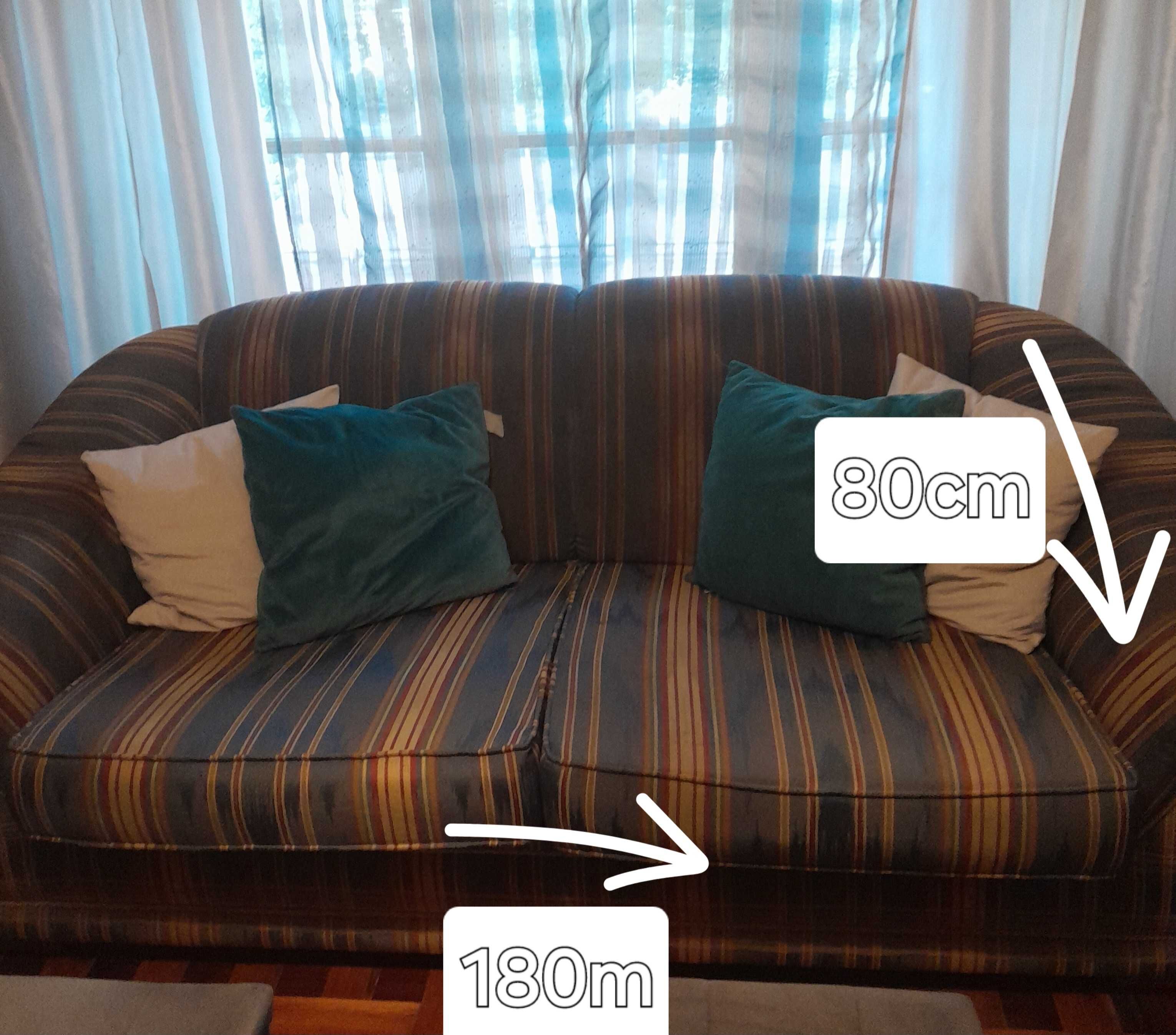 Vendo Sofá cama 3 lugares