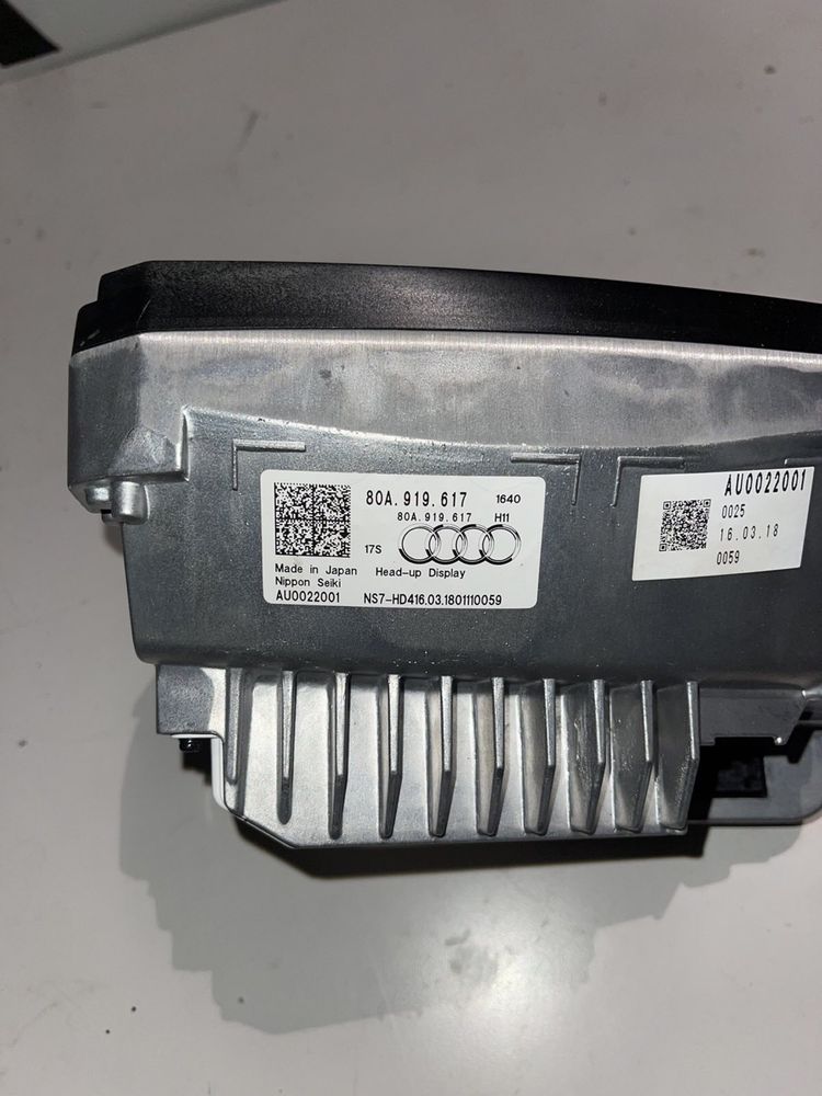 Проекція Audi Q5 80A hud up екран 80a919617