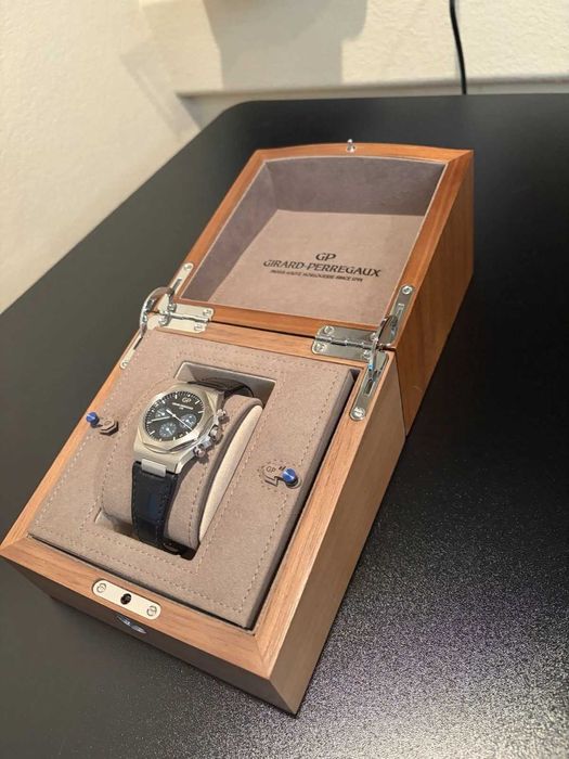 Cronógrafo Girard-Perregaux Laureato (milímetros) - Raro