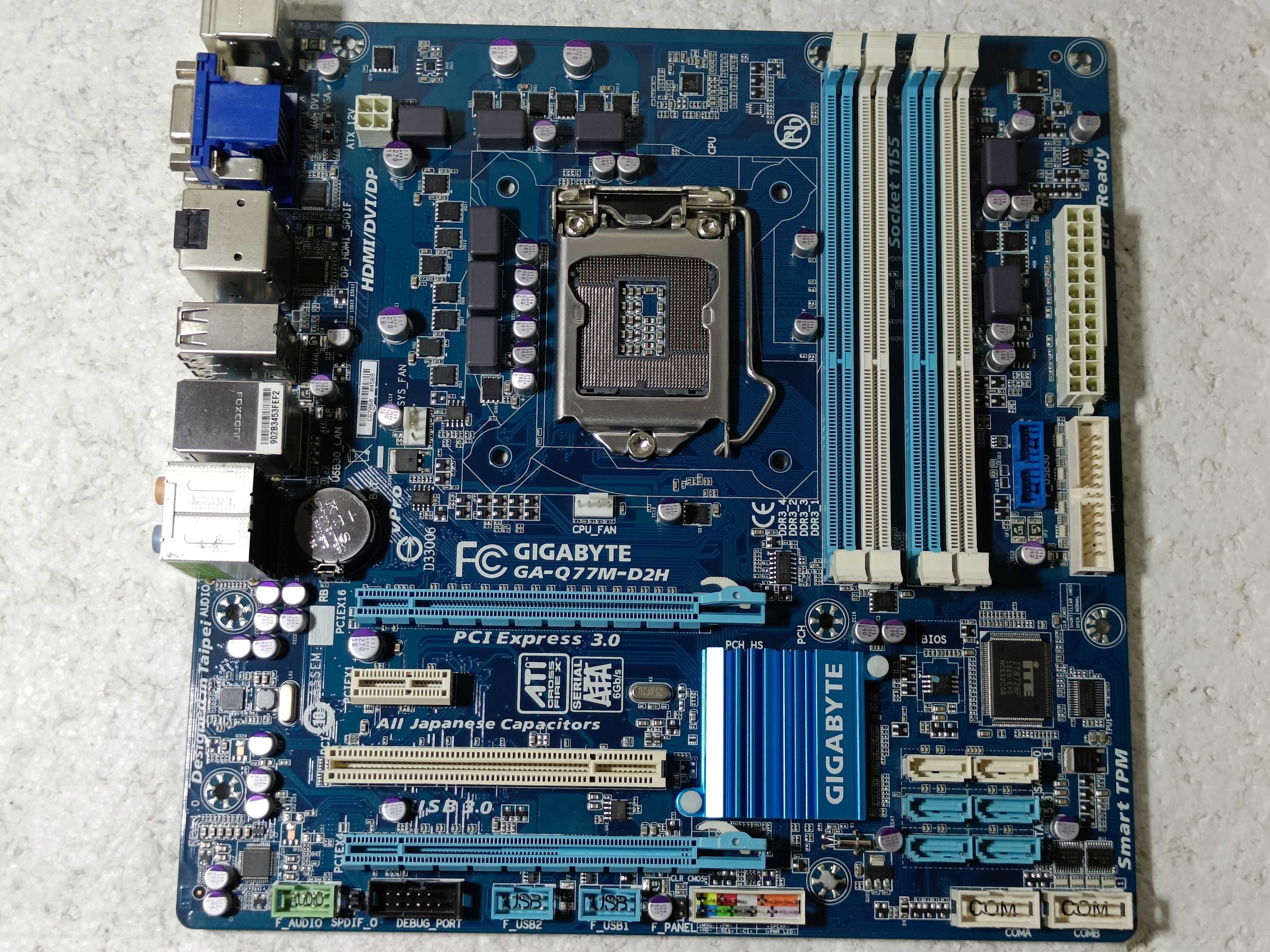 Материнська плата GIGABYTE GA-Q77M-D2H - LGA1155 - у ВІДМІННОМУ стані