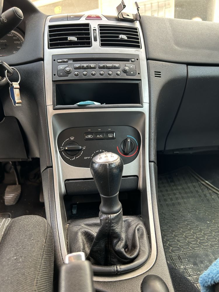 Carro Peugeot 307