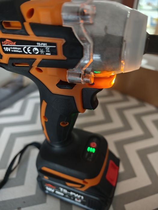 Máquina impacto 350 NM