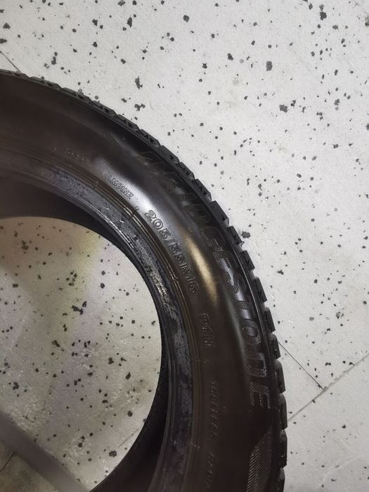 205/55R16 sprzedam 2szt opon zimowych w cenie 177zll Bridgestone