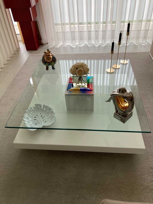 Mesa branca lacada c/vidro sala estar