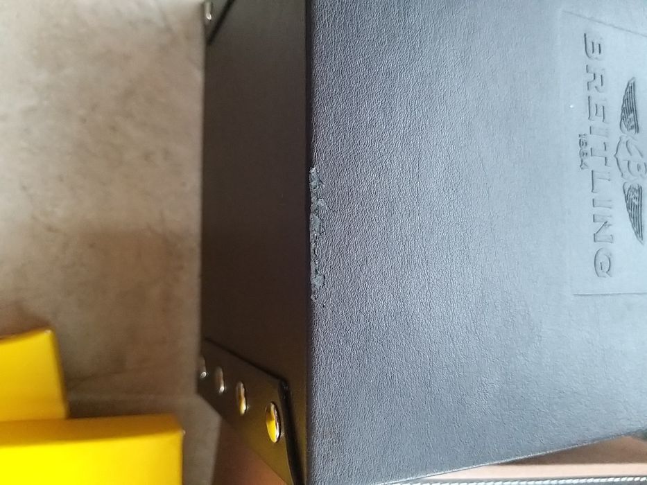 Продам коробку с под часов