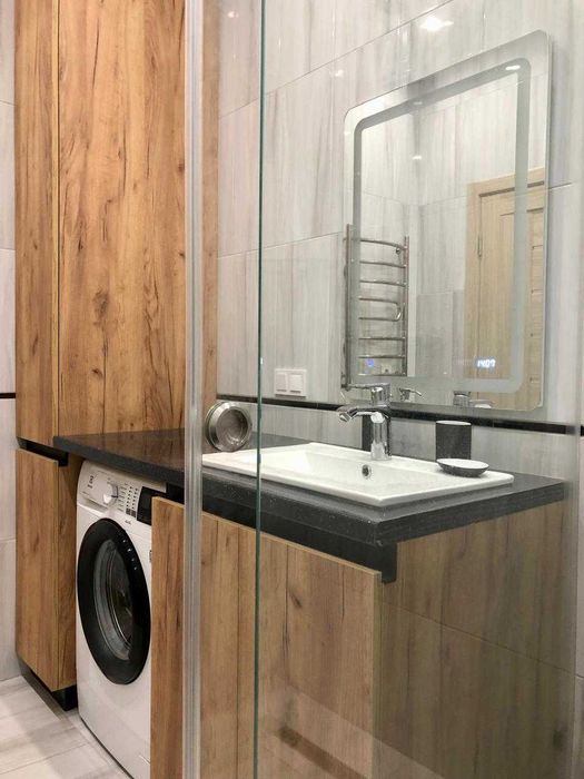 Продам 3-х ком. Нагорный  р-н пр. Дмитрия Яворницкого (ул.Гоголя)