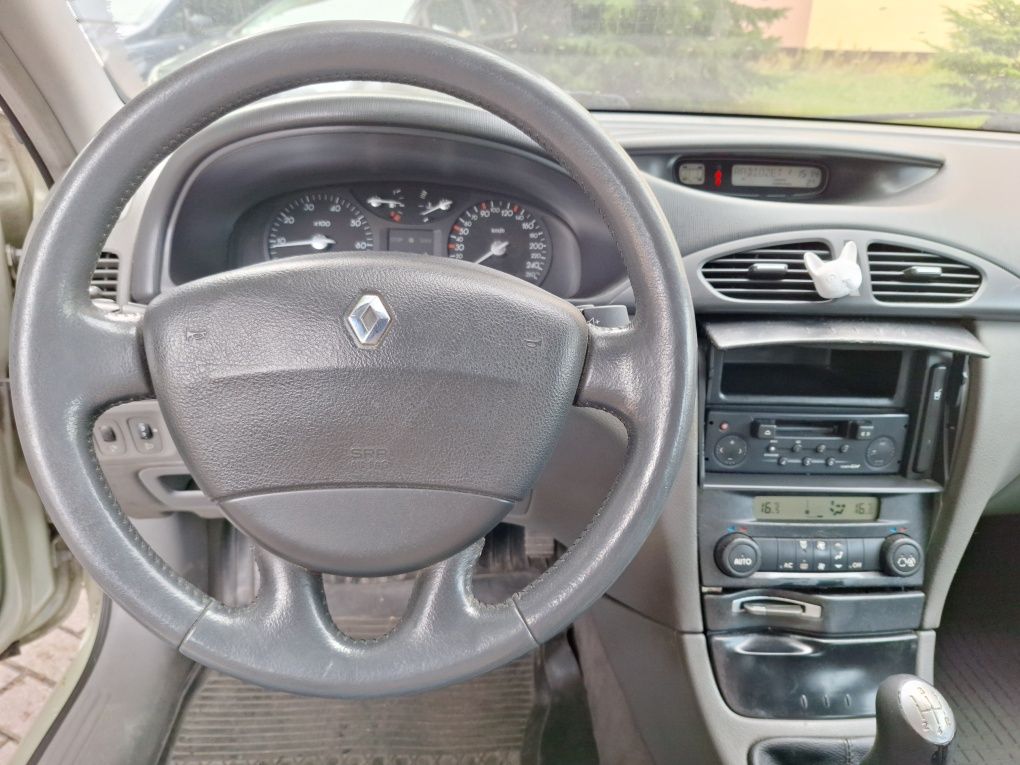 Renault Laguna 1.8