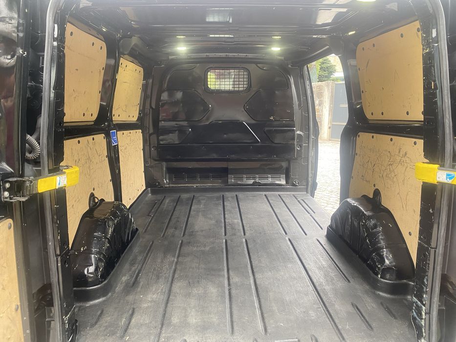 Carrinha ford custom 3lugares