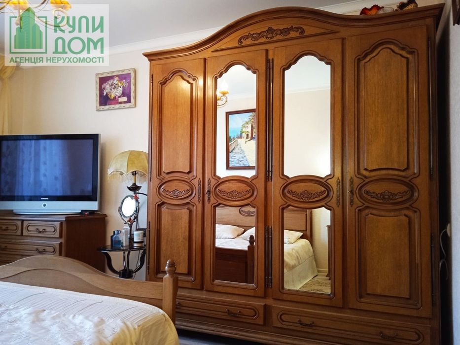 Продам 3-кімнатну квартиру на вулиці Островського Кропивницький