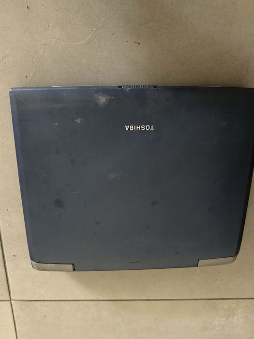 Portatil Toshiba S2450