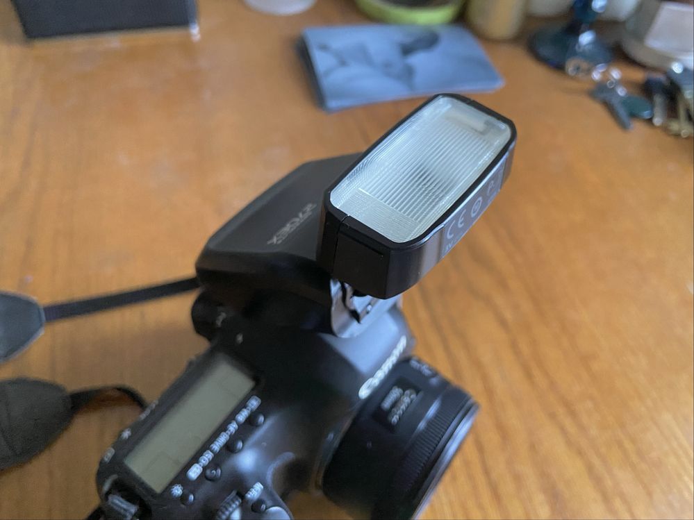 Спалах Canon Speedlite 270EX
