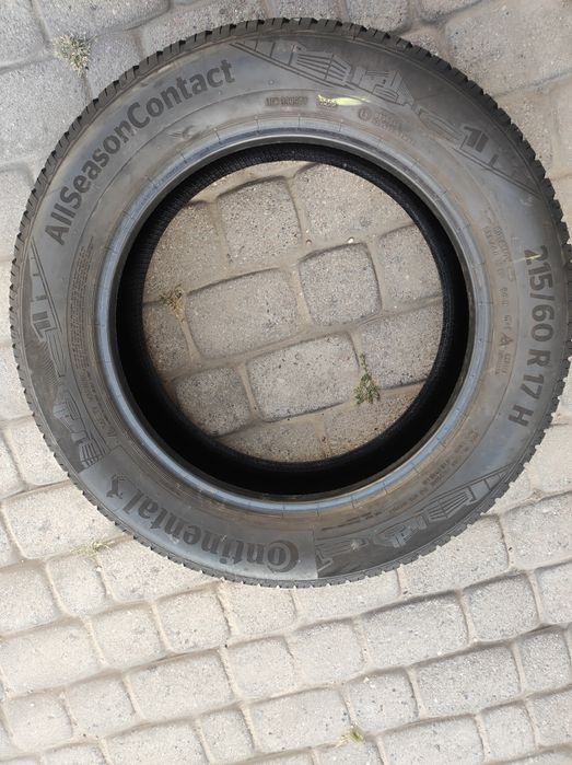 215.60.17 dwie opony Wielosezonowe Continental AllSeasonContact