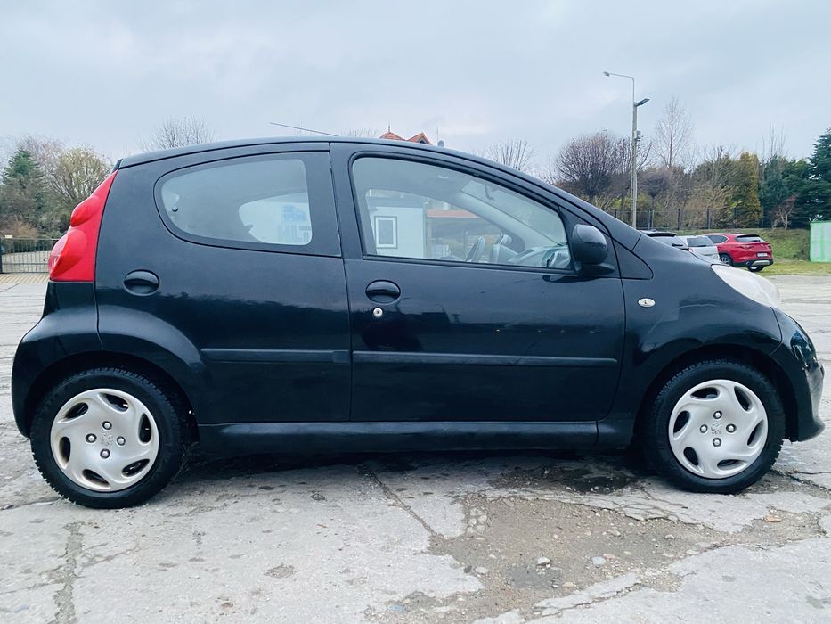 Peugeot 107 1.0 2006r 5-drzwi Klimatyzacja