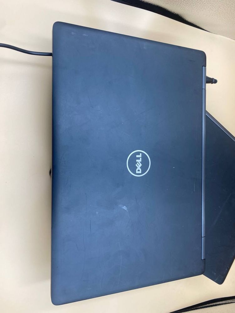 Ноутбук dell latitude 5580 8/128 для роботи, навчання, дому та офісу