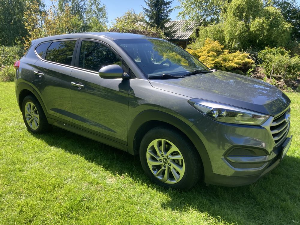 Hyundai Tucson 2.0 benzyna Automat Led Niski przebieg