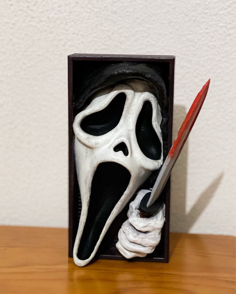 Screaming (ghostface)